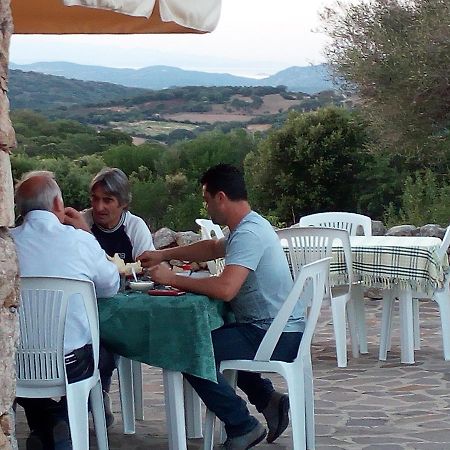 Turismo Rurale L'Agliuledda Villa Sant'Antonio di Gallura Ngoại thất bức ảnh