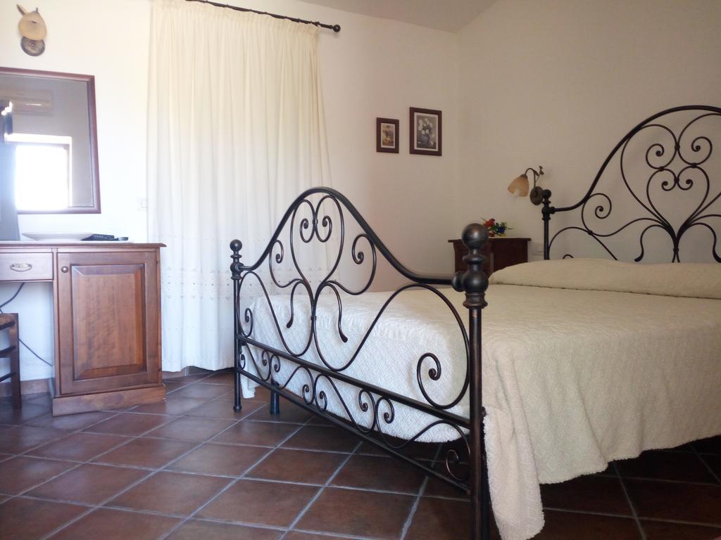 Turismo Rurale L'Agliuledda Villa Sant'Antonio di Gallura Ngoại thất bức ảnh