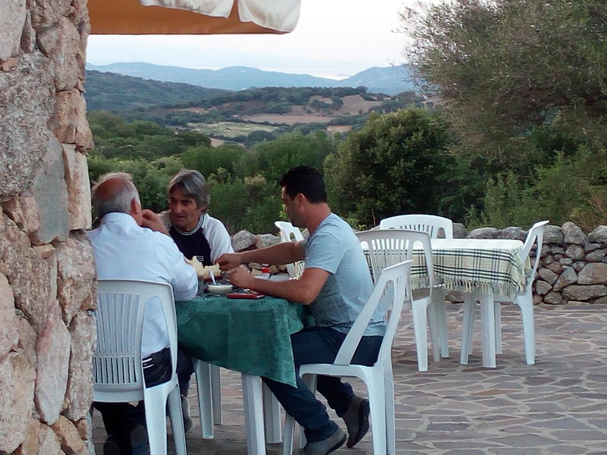 Turismo Rurale L'Agliuledda Villa Sant'Antonio di Gallura Ngoại thất bức ảnh